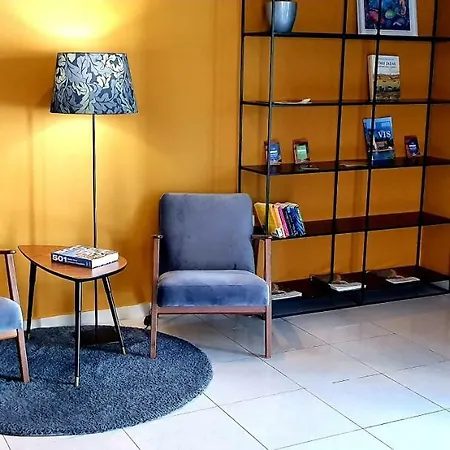 Hotel Plaza Pag Town