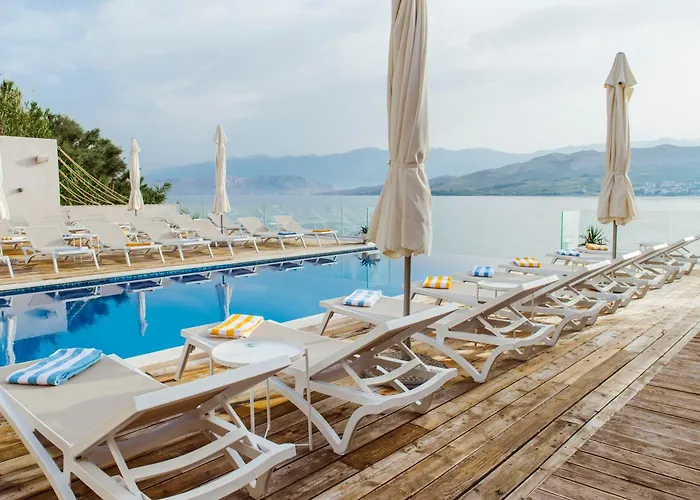 Szálloda Plaza 4*