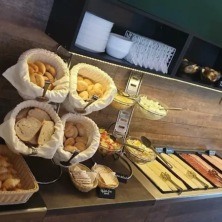 广场酒店 4* 帕格