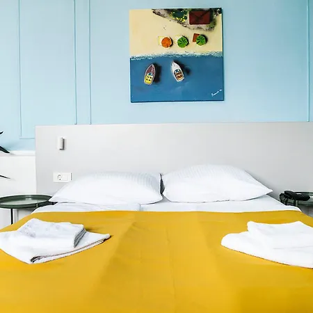 Hotel Plaza 4*
