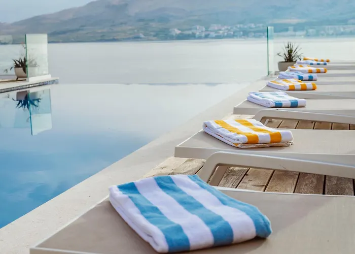 Plaza Отель Паг