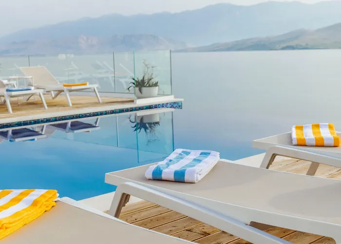 Plaza Отель Паг