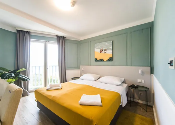 Отель Plaza Паг